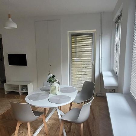 Fitmaison Apartment Ochota Varsó Kültér fotó